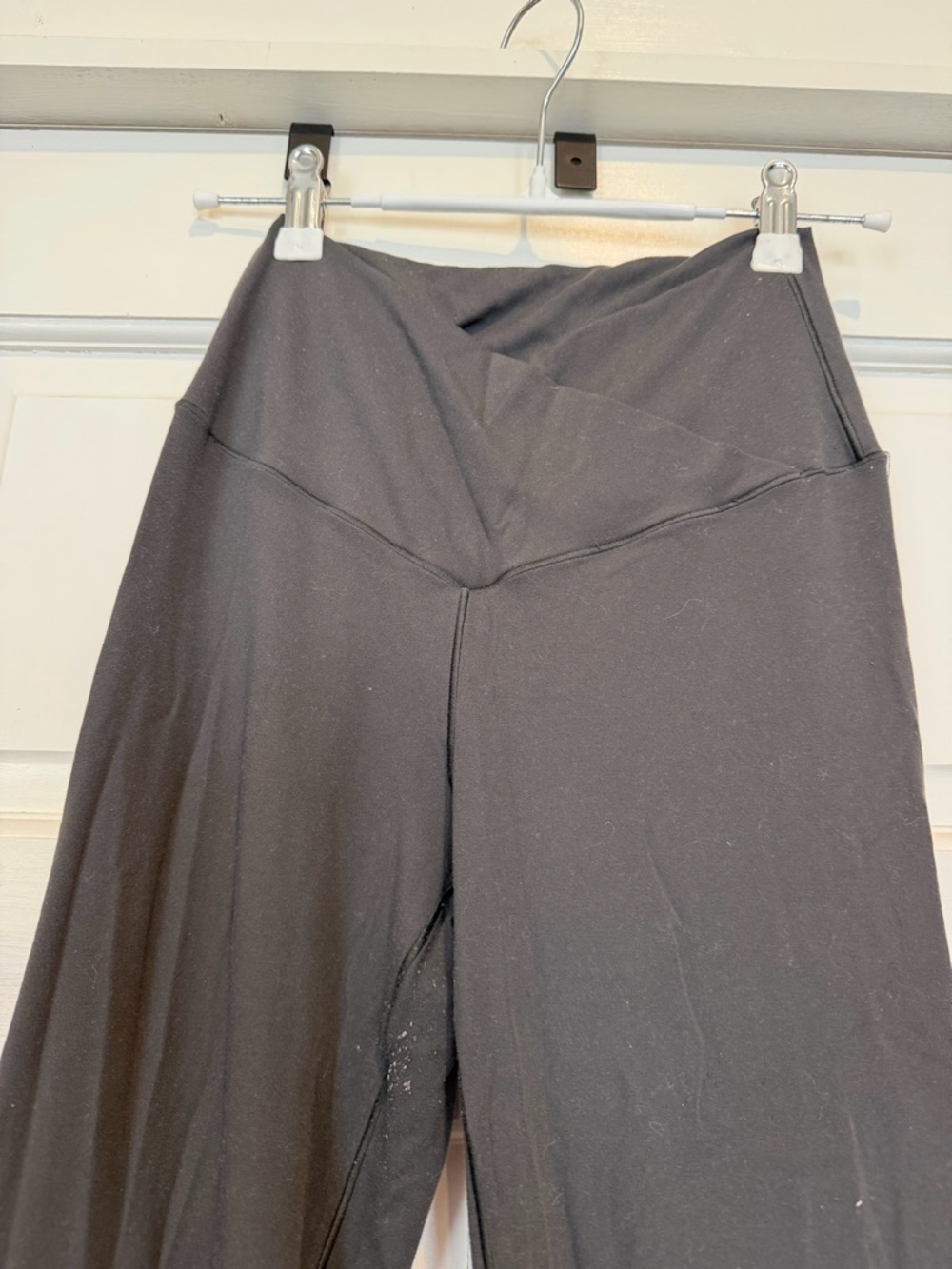 Aerie Charcoal Grey High-Waist Flared Women's Leggings Yoga Pants Crisscross - Picture 2 of 4